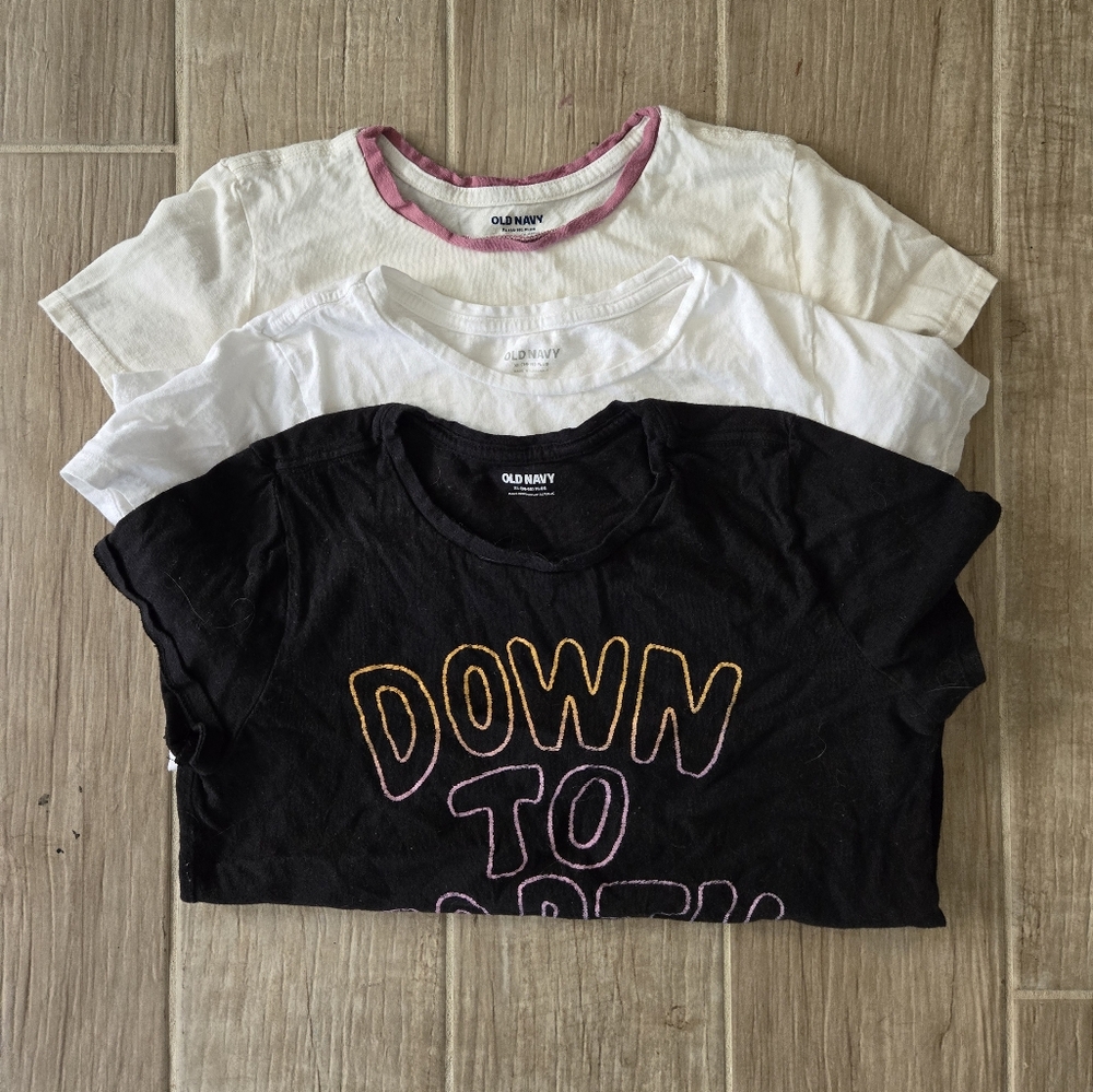 Old Navy girls plus size tee's bundle